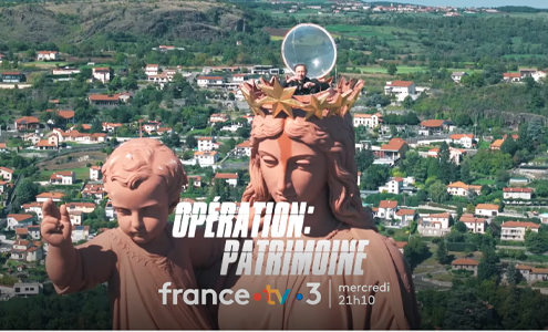 OPERATION PATRIMOINE - STEPHANE BERN MET EN LUMIERE LES FETES RENAISSANCE DU ROI DE L'OISEAU